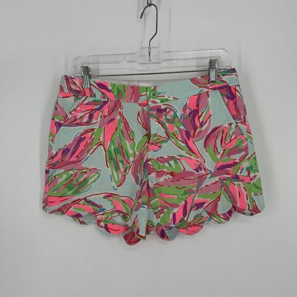 Lilly Pulitzer Shorts Women’s 4 bright buttercup resortwear preppy beachy floral - Picture 1 of 6